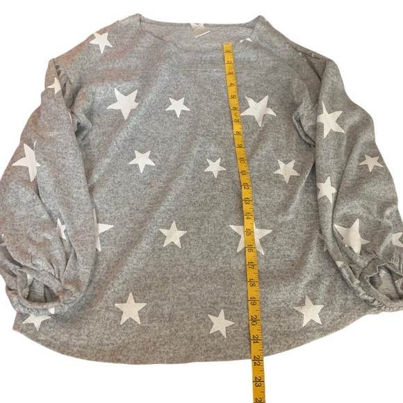 peachlane Tops - Peach lane black star blouse, gray star sweater